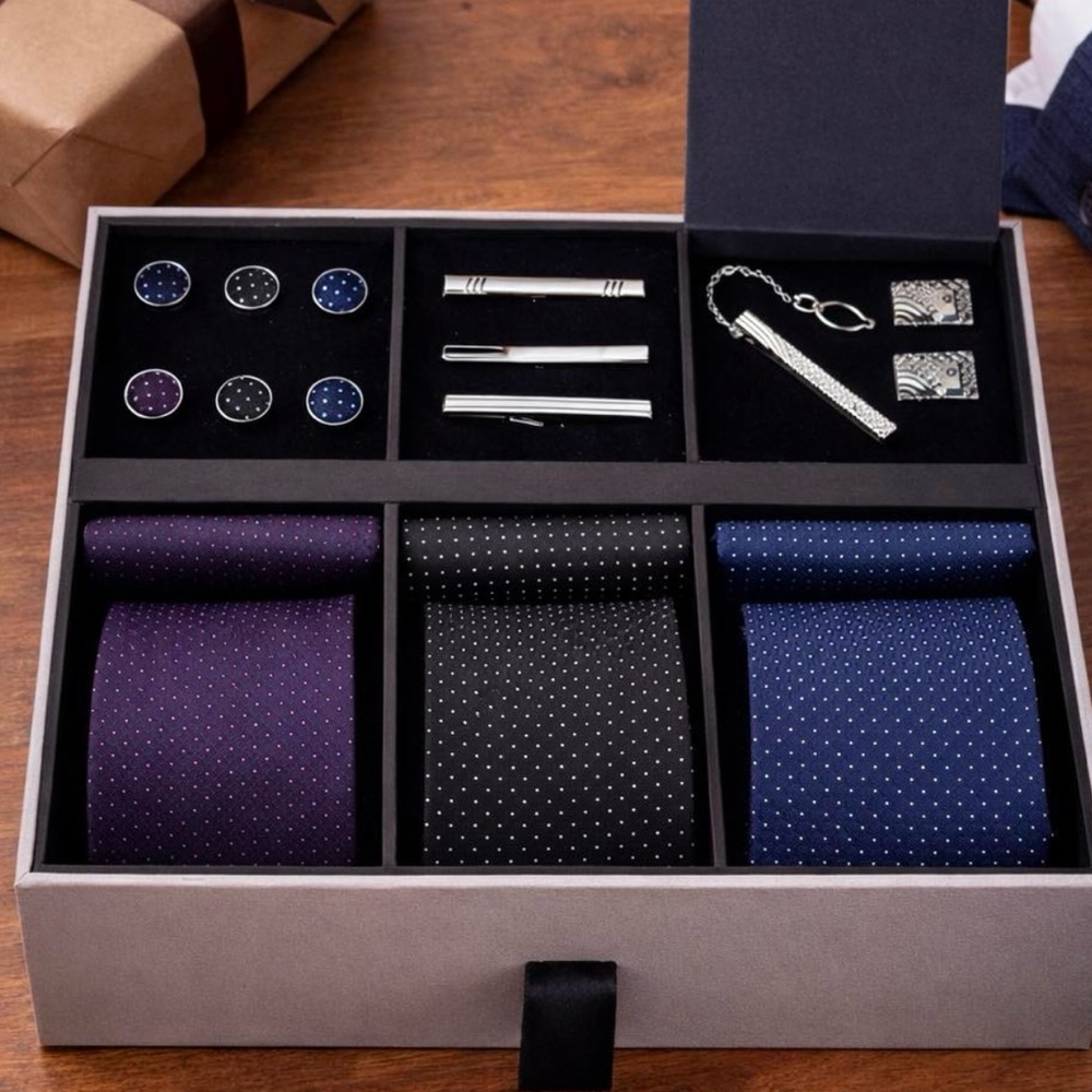 Tavato Premium Men's Gift Tie Set, Necktie Pocket Squares Tieclip Cufflinks NWOT